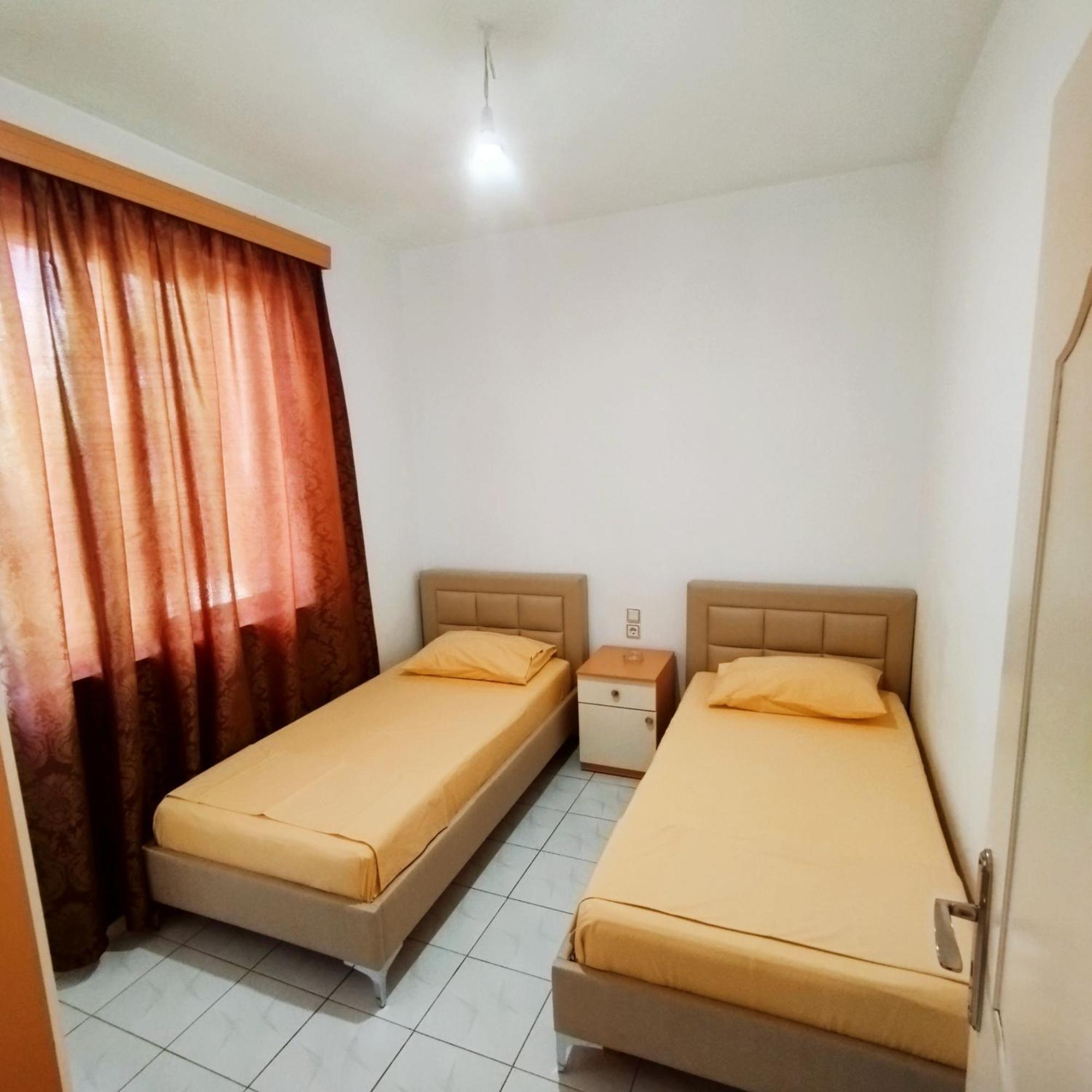 Mejdi Apartments Sarandë Værelse billede